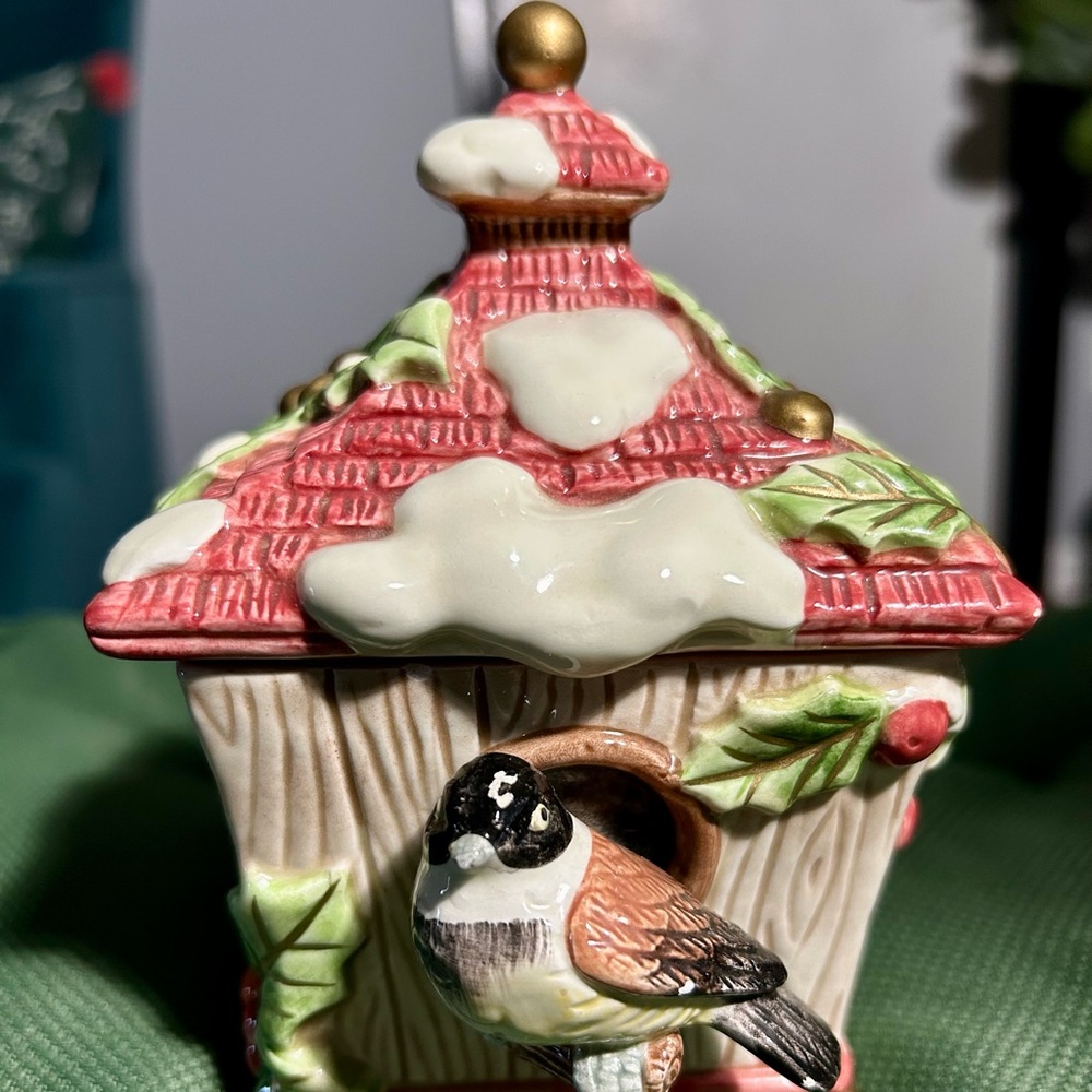 Fitz and Floyd bird house canister